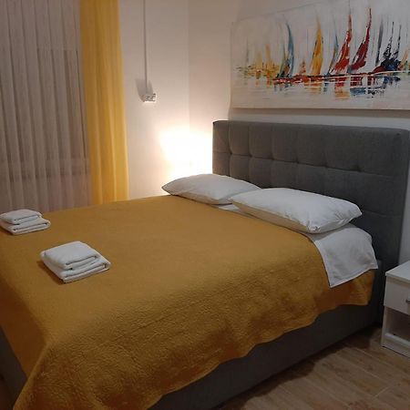 Guest House Renata Zadar Eksteriør bilde