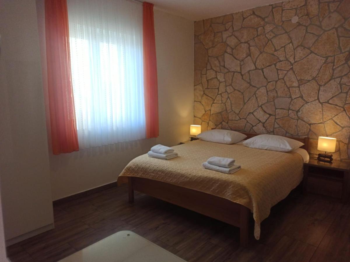 Guest House Renata Zadar Eksteriør bilde