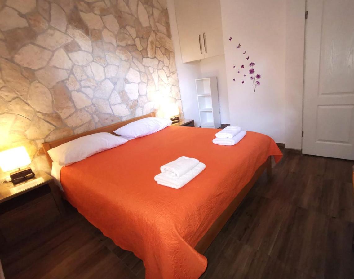 Guest House Renata Zadar Eksteriør bilde
